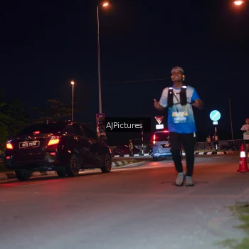 Runner Photo 3437986