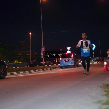 Runner Photo 3437989