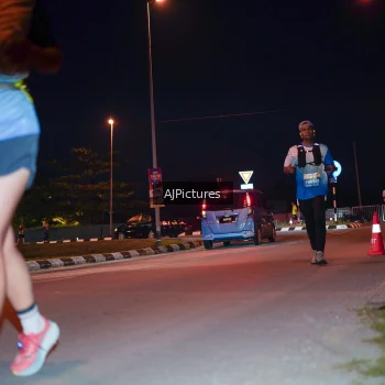 Runner Photo 3437991