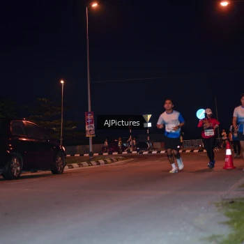 Runner Photo 3437994