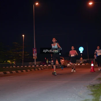 Runner Photo 3437999
