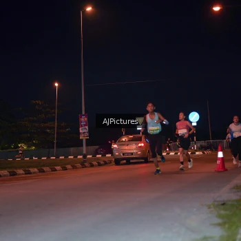 Runner Photo 3438001