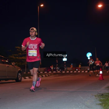 Runner Photo 3438005