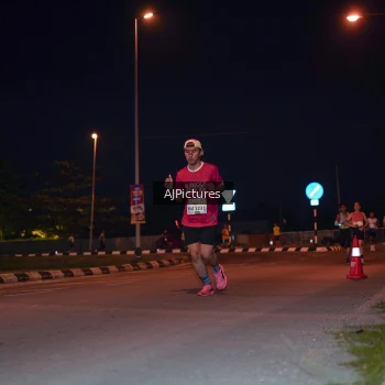 Runner Photo 3438010