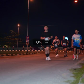 Runner Photo 3438024