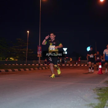 Runner Photo 3438027