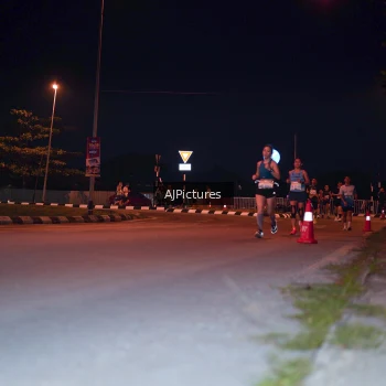 Runner Photo 3438039