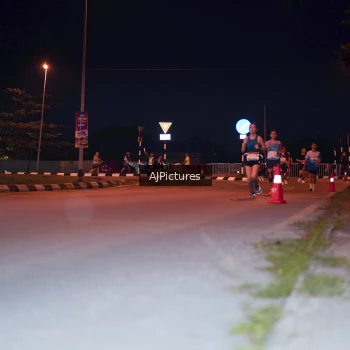 Runner Photo 3438041