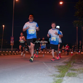 Runner Photo 3438053