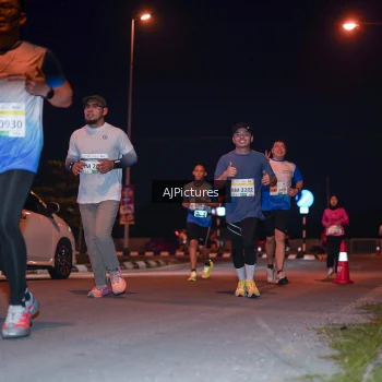 Runner Photo 3438060