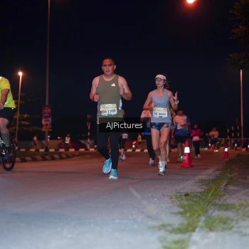 Runner Photo 3438063