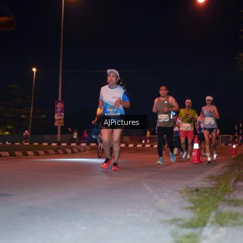 Runner Photo 3438067