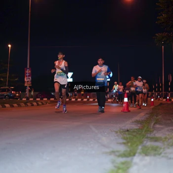 Runner Photo 3438071