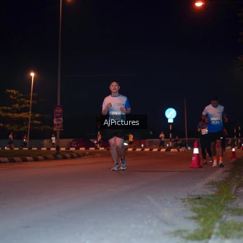 Runner Photo 3438090