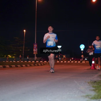 Runner Photo 3438091