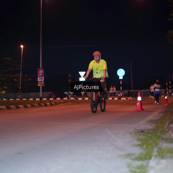 Runner Photo 3438093