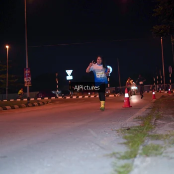 Runner Photo 3438101