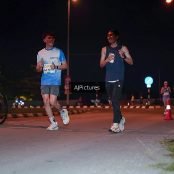 Runner Photo 3438108