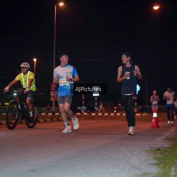 Runner Photo 3438109