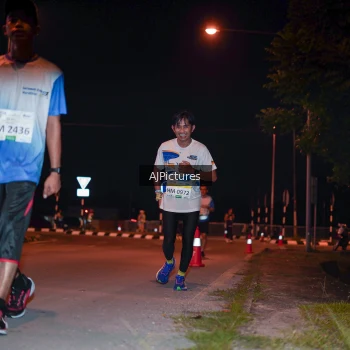 Runner Photo 3438116