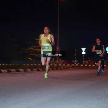 Runner Photo 3438126