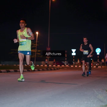 Runner Photo 3438128