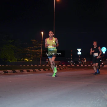 Runner Photo 3438129