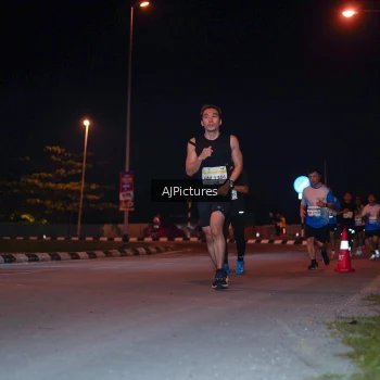 Runner Photo 3438130