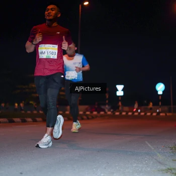 Runner Photo 3438136