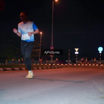 Runner Photo 3438137