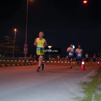 Runner Photo 3438144