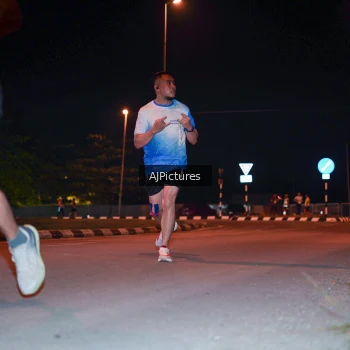 Runner Photo 3438146