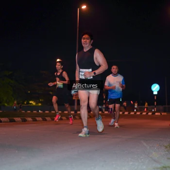 Runner Photo 3438150