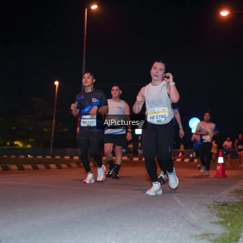Runner Photo 3438152