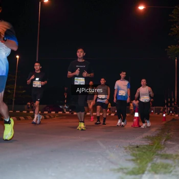 Runner Photo 3438157