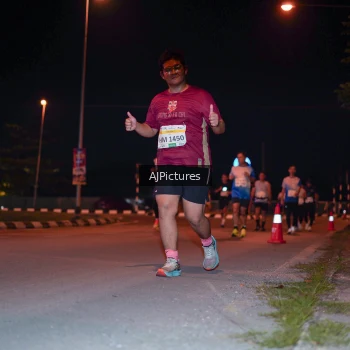 Runner Photo 3438160