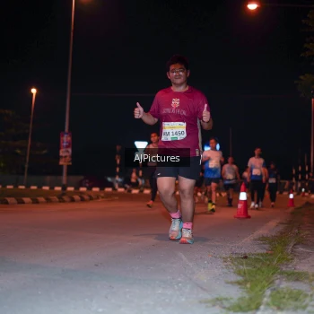Runner Photo 3438161