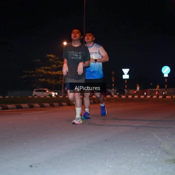 Runner Photo 3438171