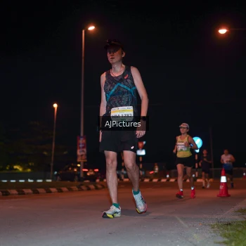 Runner Photo 3438177
