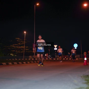 Runner Photo 3438191