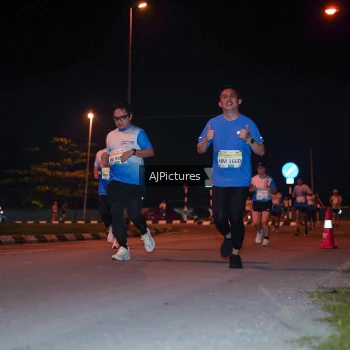 Runner Photo 3438193