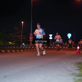 Runner Photo 3438194