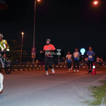 Runner Photo 3438197