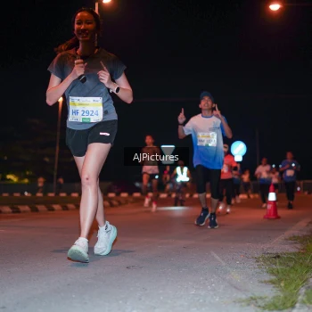 Runner Photo 3438203