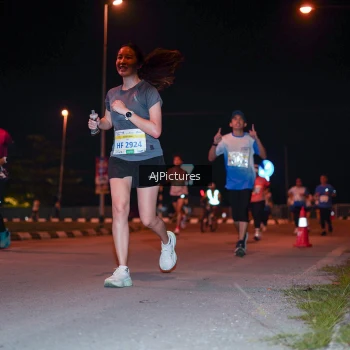 Runner Photo 3438204
