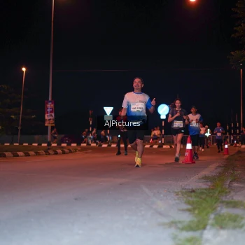 Runner Photo 3438205