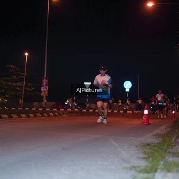 Runner Photo 3438214