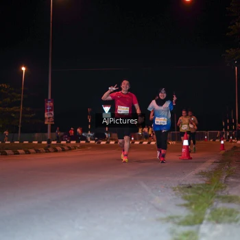 Runner Photo 3438229