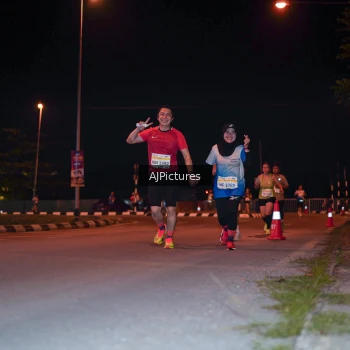 Runner Photo 3438233