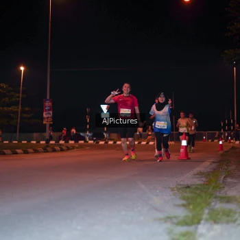 Runner Photo 3438234